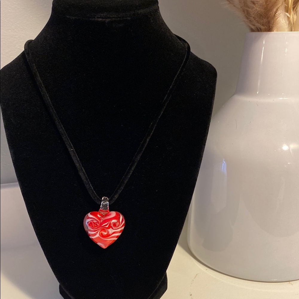 New Elegant Red Heart Pendant Necklace